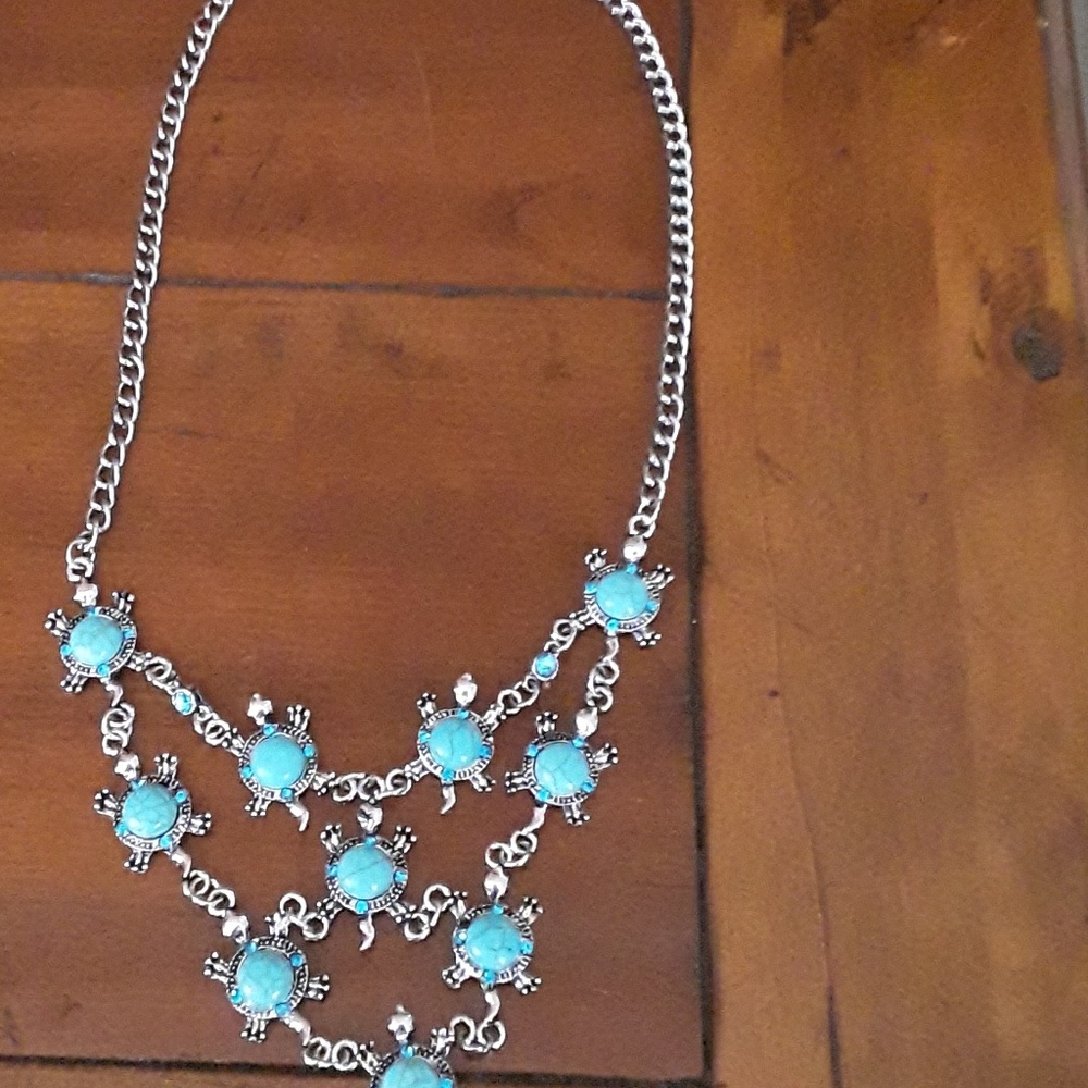 Costume necklace